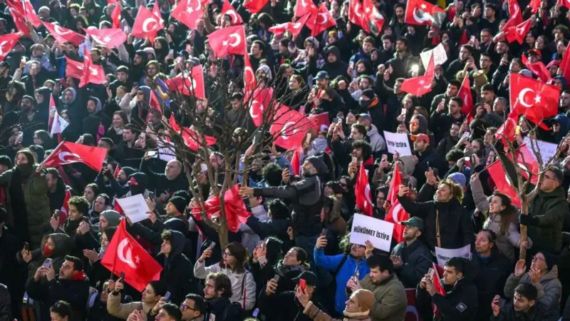 SİYASİ GERİLİM TIRMANIYOR! EKREM İMAMOĞLU’NA NE OLACAK?