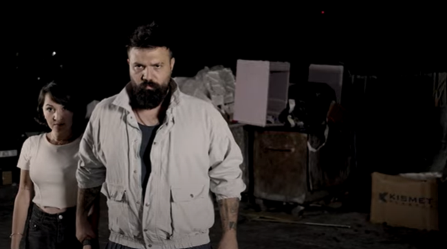 YİĞİT SEZGİN’DEN “BIKTIM”: SANATIN GÜCÜYLE ŞİDDETE KARŞI BİR ÇIĞLIK