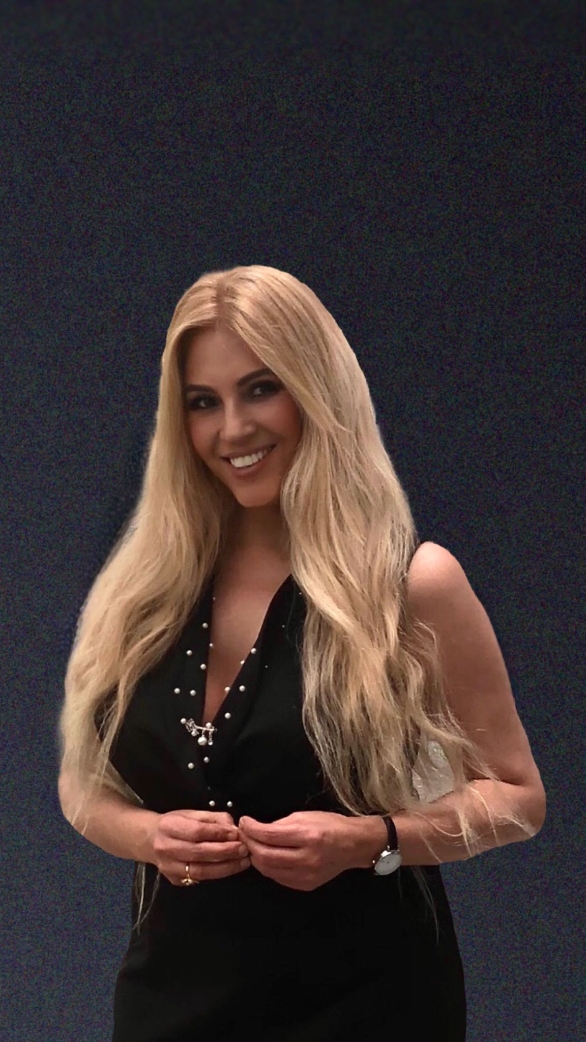 GÜLNAZ ÇALIKOĞLU’NDAN DEPREMZEDE VE YETİM GENÇ KIZLARA UMUT IŞIĞI