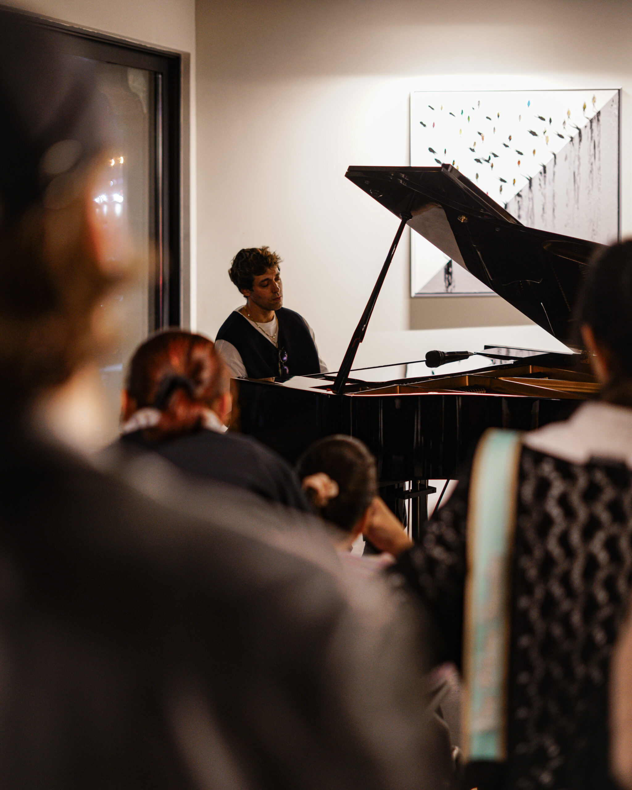 LOFT ART’IN YENİ SERGİSİ ‘REQUİEM FOR SHADOWS’ KAPILARINI AÇTI