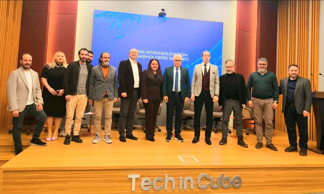 SESS26 ZİRVESİ “KUANTUM ÇAĞINDA EĞİTİM” TEMASIYLA TECHINCUBE’DE GERÇEKLEŞTİRİLDİ