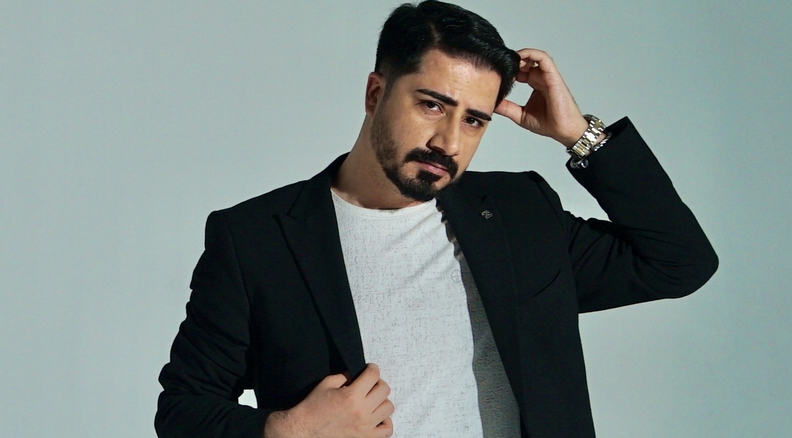 ÖZCAN DEMİR’DEN DUYGUSAL ÇIKIŞ: “VEFASIZ” YAYINDA