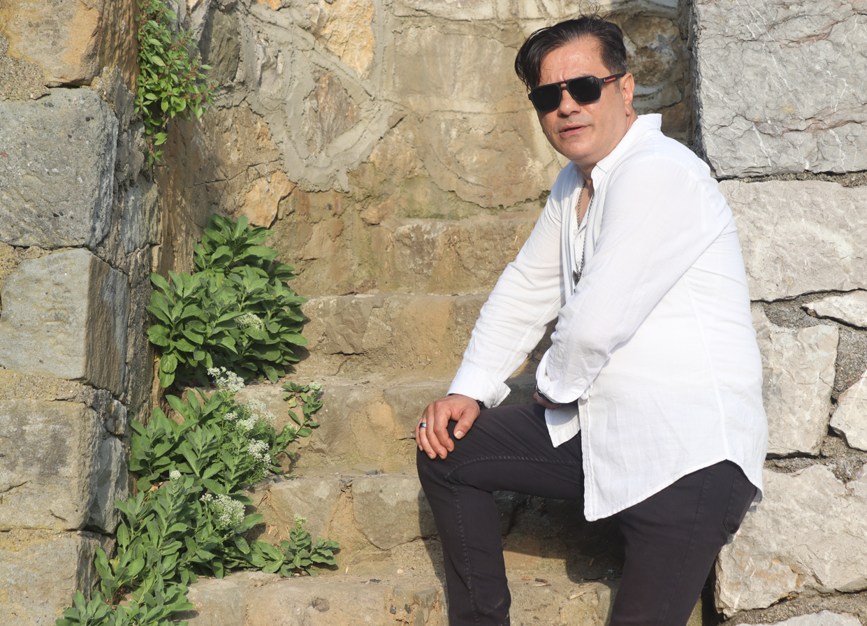 UĞUR UYSAL’DAN MEMLEKET SEVDASINI ANLATAN YENİ ESER: “ZONGULDAK AŞKI”